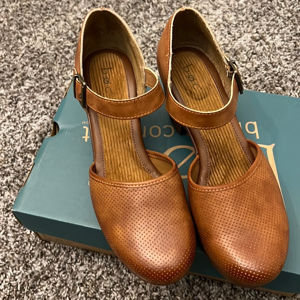 New BOC Gia Mary Jane Clogs Size 11